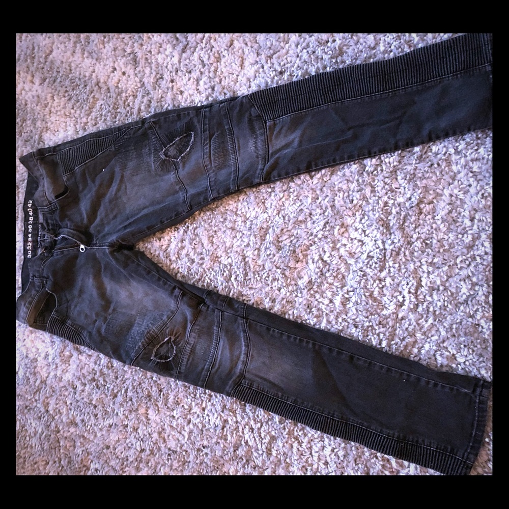 Men’s Jeans/Denim Distressed